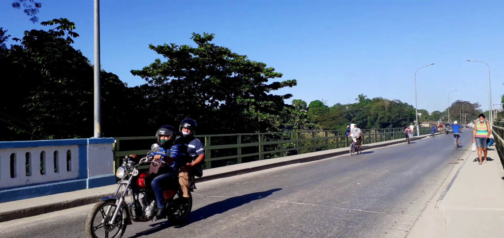 Bridge over the Counteramaestre River from the highway