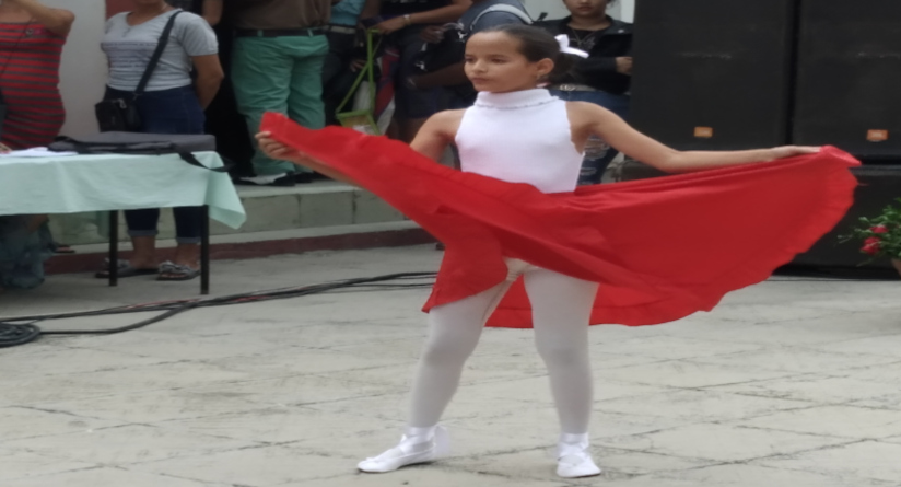 Contramaestre with enthusiasm towards May Day 7 Towards May Day in Contramaestre