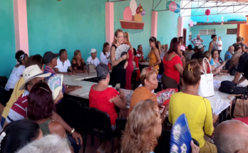 Bungueros Guerreros de Cuba: Joy of an encounter after 40 years of absence 6 Bungueros Guerreros de Cuba celebrated the 50th anniversary of the project of boarding-schoolsin the country-side in Contramaestre.