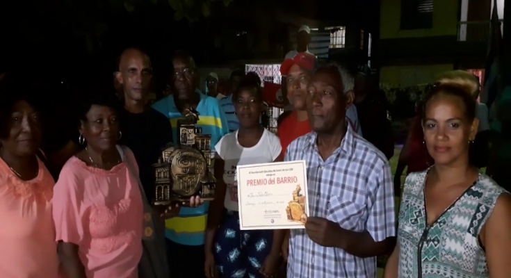 A family in Contramaestre awarded for their outstanding community work.