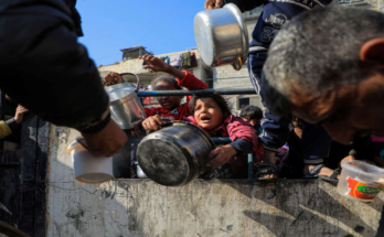Israel forcing Palestinians to starve just kilometers from trucks filled with food 1 Israel forcing Palestinians to starve just kilometers from trucks filled with food