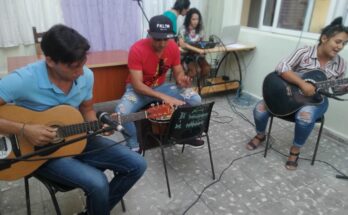 Quixotes of light delivering art 1 Art teachers in Contramaestre at Radio Grito de Baire celebrating its 34th anniversary