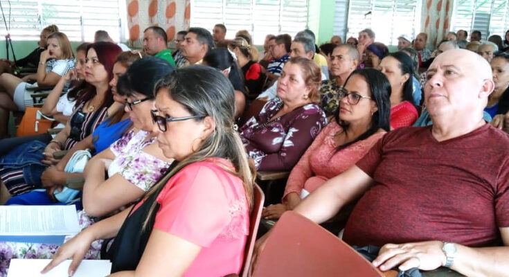 Contramaestre assumes the need to correct distortions in the economic-social order