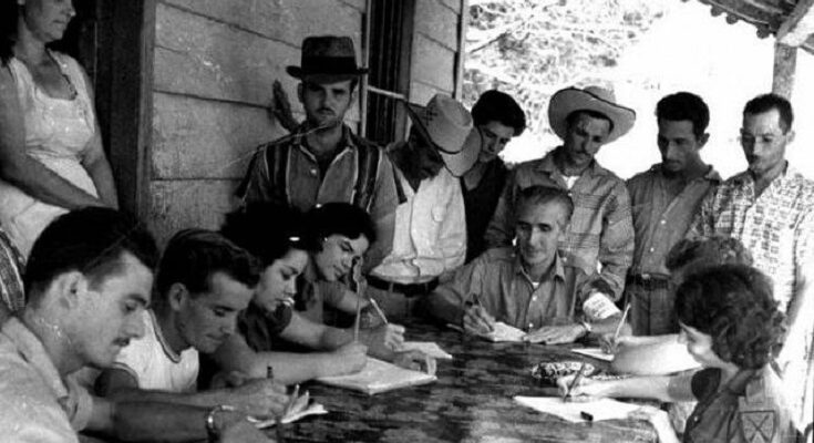 The first to convey the light of instruction 1 The first to convey the light of instruction