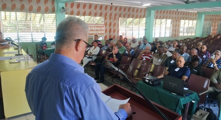 The Assocition of Combatants in Contramaestre held its 6th Conference 1 The Association oooof Combatants in Contramaestre held its 6th Conference