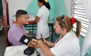 Family Physicians, the foundation of the Cuban health system 1 Family Physicians, the foundation of the Cuban health system