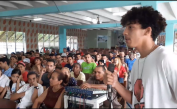 Young people facing new social challenges 1 Young people in Contramaestre facing new challenges