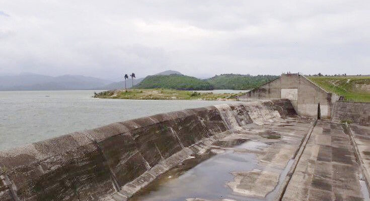 Carlos Manuel de Céspedes Dam, a hydraulic feat for the benefit of the people 1 Carlos Manuel de Céspedes Dam, the first hydraulic feat for the benefit of the people.