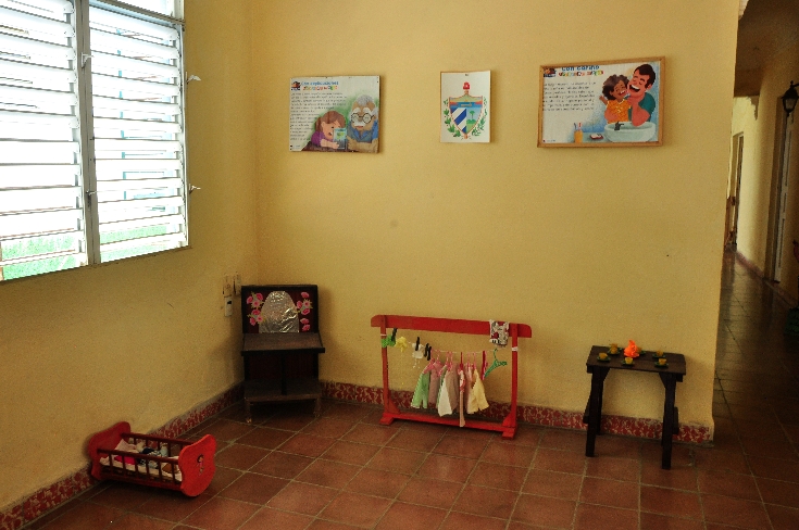 A prioritized educational task, children's house 2 4