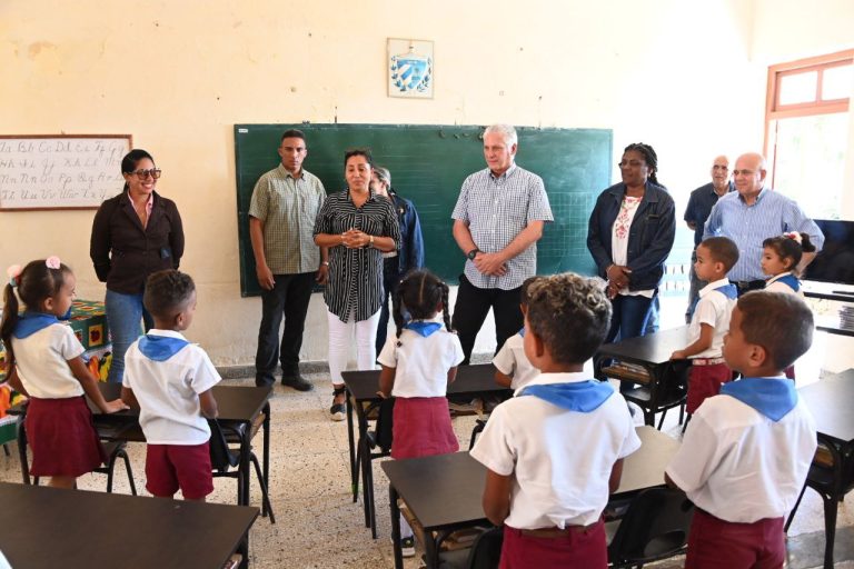 Cuban President tours works of economic and social interest in Guantánamo and Santiago 3 DC GTM 5 768x512 1