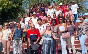 Bungueros Guerreros de Cuba celebrated its 52nd anniversary at Contramaestre 1 Bungueros Guerreros de Cuba en su 52 aniversario en Contramaestre.