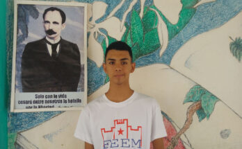 Contramaestre Student Enrolls in Journalism College 1 Se alista estudiante de Contramaestre para colegio universitario de Periodismo