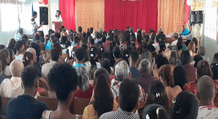 Contramaestre Municipal University Center Graduates New Professionals 1 1.624 / 5.000 Contramaestre Municipal University Center Graduates New Professionals