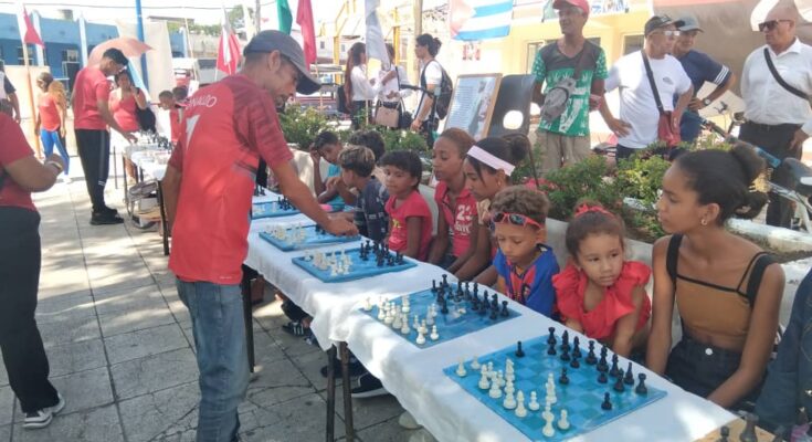 Chess simultaneous in Contramaestre to honor Fidel Castro