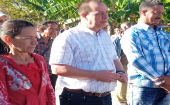 Candidatos a diputados visitan territorios de Contramaestre