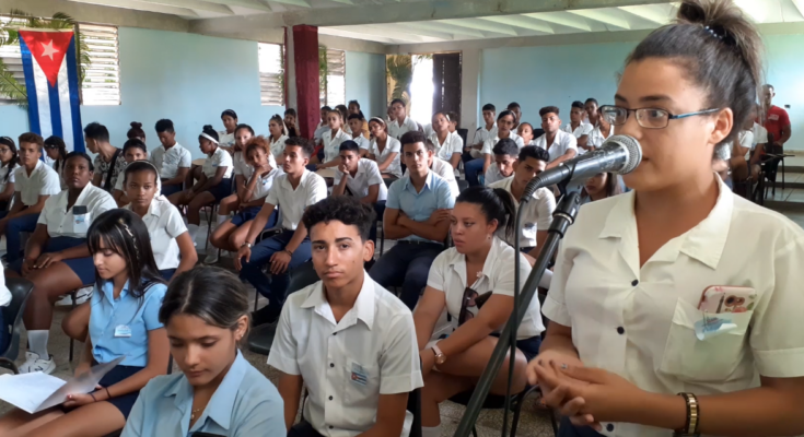 Estudiantes de la FEEM en Contramaestre por dinamizar la organización ante los desafíos presentes 1 Estudiantes de la FEEM de Contramaestre en Asamblea