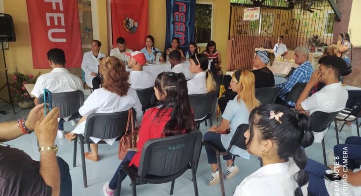 jóvenes de las Ciencias Médicas