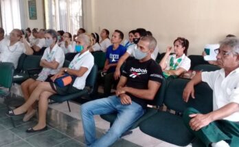 Bancarios de Contramaestre comprometidos a aportar a la actualización del modelo económico social cubano 1 Bancarios de Contramaestre aportan a la actualización del modelo económico social cubano