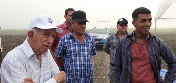 Chequeó Machado Ventura avances del Programa de Medicina Natural y Tradicional en Santiago de Cuba 1 Mahado Ventura en visita por Santiago de Cuba