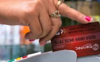 Análisis sobre el mercado informal de divisas y la depreciación del peso. Bancarización