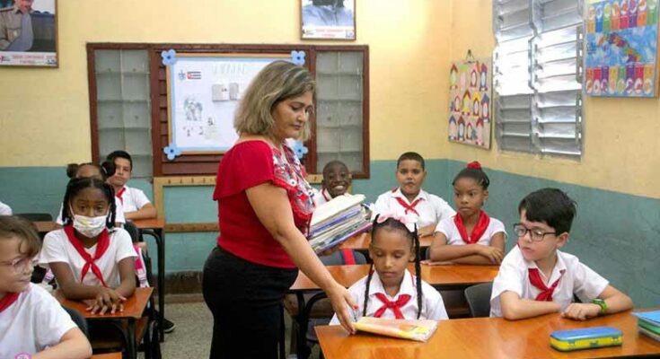 A la escuela, este 4 de septiembre 1 A la escuela este 4 de septiembre en Contramaestre