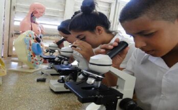 Preparativos para inicio exitoso del curso escolar en Contramaestre