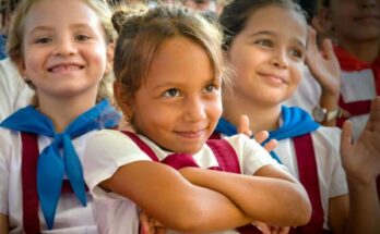 Un 4 de septiembre de colores e instrucción 1 A las aulas este 4 de septiembre alumnos de Contramaestre