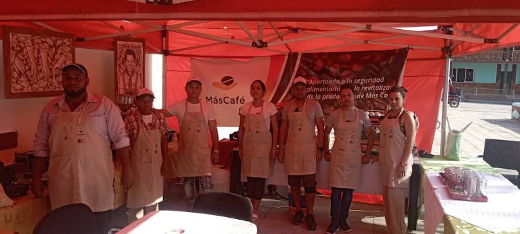 Realizan en Contramaestre expo-venta de café 3 Sin titGVDEulo