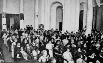 Primeras mujeres que llevaron la luz de la verdad 1 Primeras voces femeninas que llevaron la luz de la verdad.