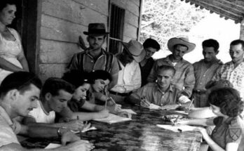 Los primeros en llevar la luz de la instrucción 7 Los primeros en llevar la luz de la instrucción