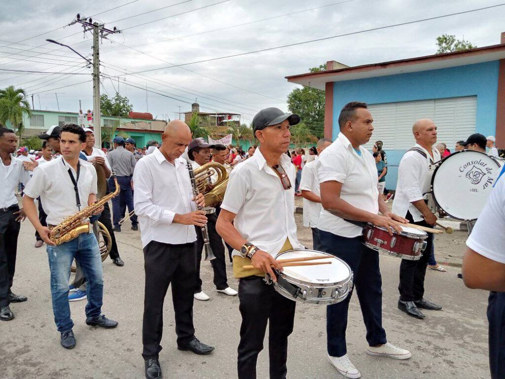 El pueblo de Contramaestre se concentra para otro desfile por el Primero de mayo 9 440462036 7471291849644716 6634148394635853340 n