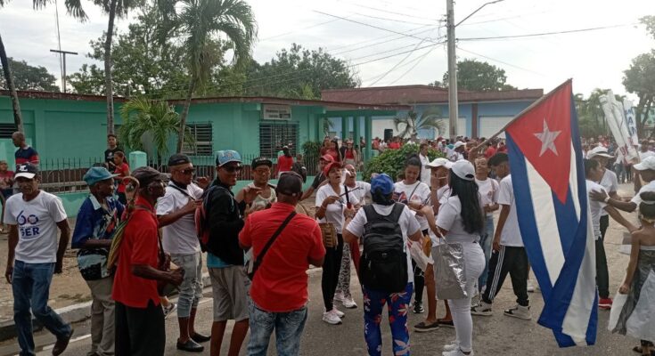 El pueblo de Contramaestre se concentra para otro desfile por el Primero de mayo 1 Primero de Mayo de 2024 en Contramaestre