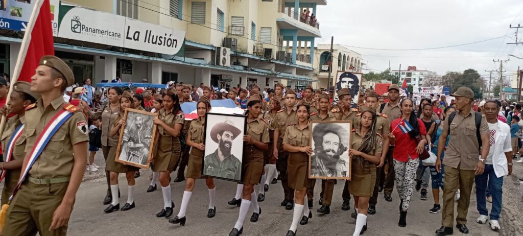 Alegría, unidad y amor a la Patria en Primero de Mayo 18 photo 2024 05 01 08 41 25