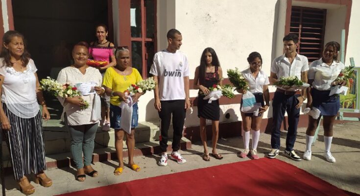 Se gradúan en Contramaestre estudiantes de escuelas pedagógicas 1 Contramaestre gradúa estudiantes de escuelas pedagógicas