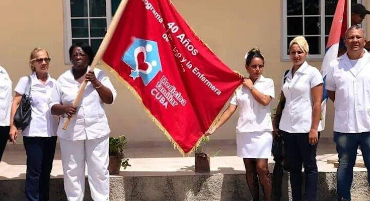 Programa del médico y la enfermera de la familia en sus 40 años de fundado por Fidel Castro