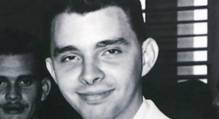 Frank País, hombre de su tiempo y para todos los tiempos 1 Frank País García hijo de Santiago de Cuba