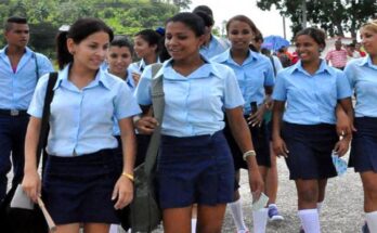 Estudiantes de la Revolución