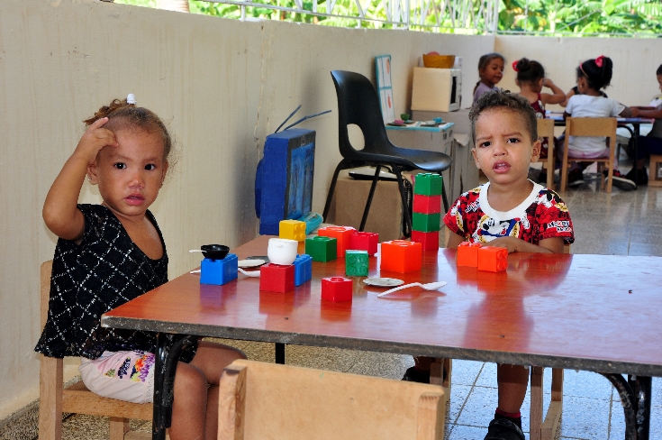Casita infantil, novedad educativa 2 4 1
