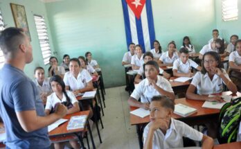 Esfuerzo, resistencia y amor en el nuevo curso escolar 8 Curso escolar en Cuba