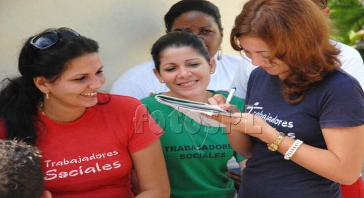 Trabajadores sociales: ejército que cura el alma 1 trabajadores sociales