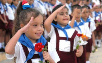 La primera vez de una pañoleta azul 1 Pañoleta azul