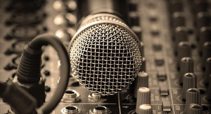 La dama del éter, Grito de Baire, víspera del aniversario 35 1 Radio Grito de Baire en Contramaestre en aniversario 35