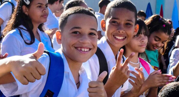 Preparan proyecto de robótica para niños y adolescentes en Laguna Blanca 1 niños y adolescentes incursionan en proyecto de robótica