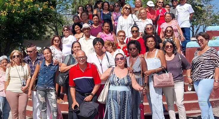 Bungueros Guerreros de Cuba celebró su 52 aniversario en Contramaestre 1 Bungueros Guerreros de Cuba celebró en Contramaestre su 52 aniversario