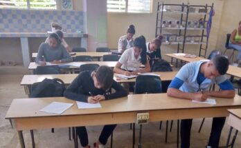 Estudiante participa en Olimpiadas de conocimientos