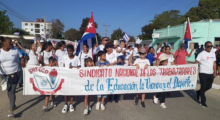 Por Cuba juntos creamos 1 Trabajadores de Contramaestre por Cuba juntos creamos
