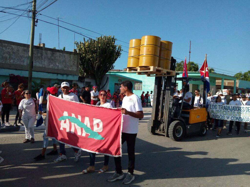 Inició desfile del proletariado en Contramaestre 5 494309803 9643004142473465 1521868209101679490 n 1