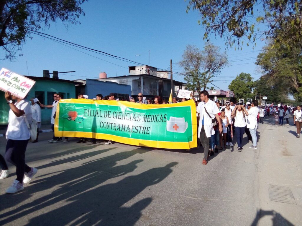 Inició desfile del proletariado en Contramaestre 4 494471687 24165934766343340 3147221433305461937 n