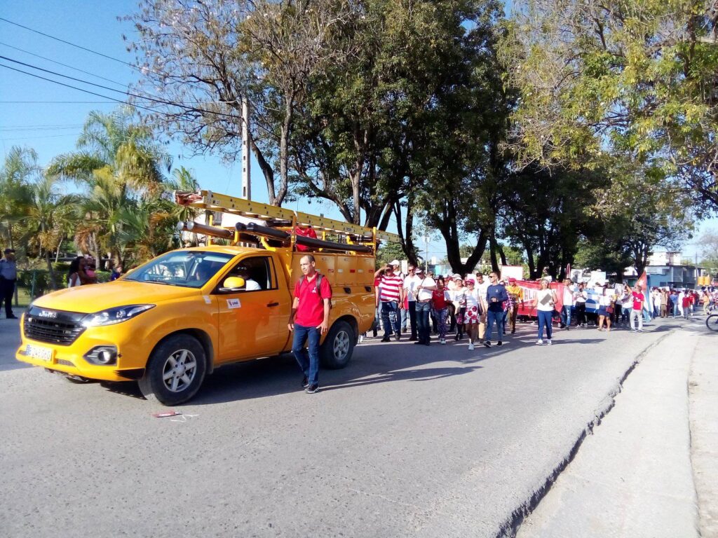 Inició desfile del proletariado en Contramaestre 12 494591625 24165934596343357 6572718358352002240 n