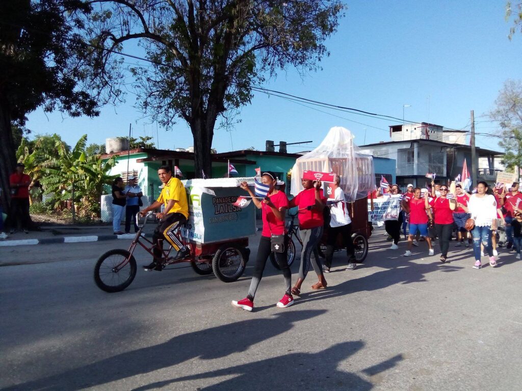 Inició desfile del proletariado en Contramaestre 10 494680148 24165934623010021 2836629982460690341 n